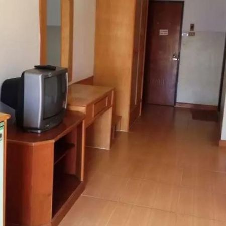 Skaw Beach Hotel Патая Екстериор снимка