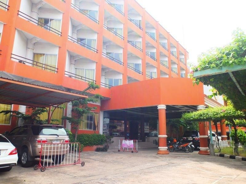 Skaw Beach Hotel Патая Екстериор снимка