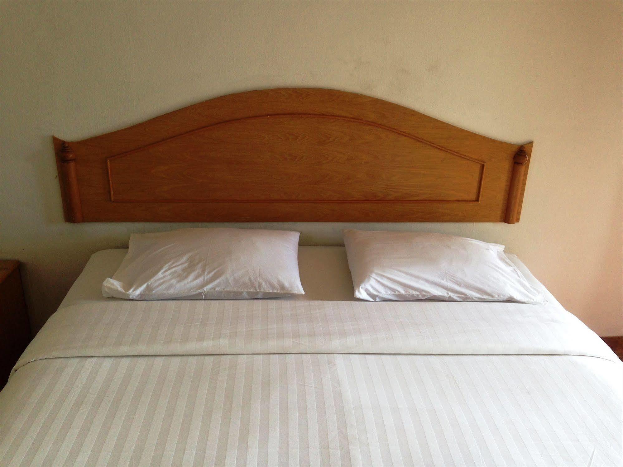 Skaw Beach Hotel Патая Екстериор снимка